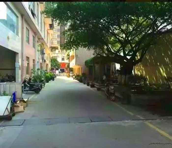 小產(chǎn)權(quán)房屋買賣:新和花園