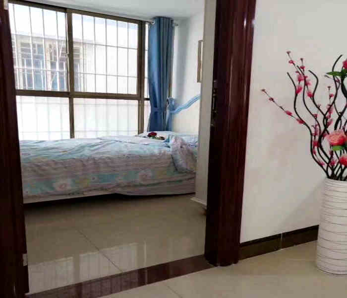 石巖水田小產(chǎn)權(quán)房:寶石名苑