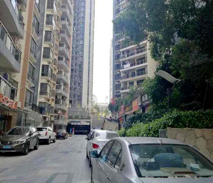 深圳龍勝地鐵站小產權房-龍軍花園