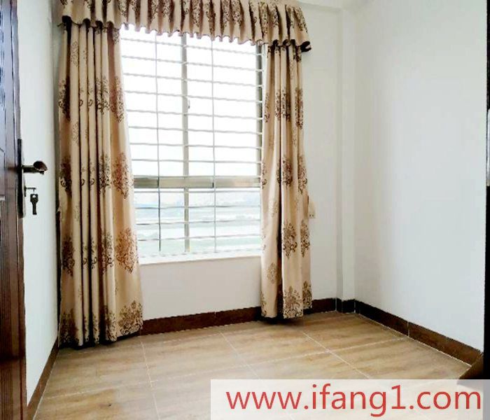 <a href=/changan/ target=_blank class=infotextkey>長安小產權房新開樓盤</a>